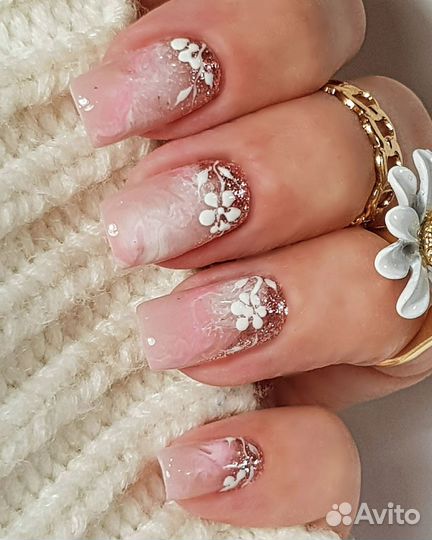 Наращивание ногтей,маникюр,коррекция, укрепление