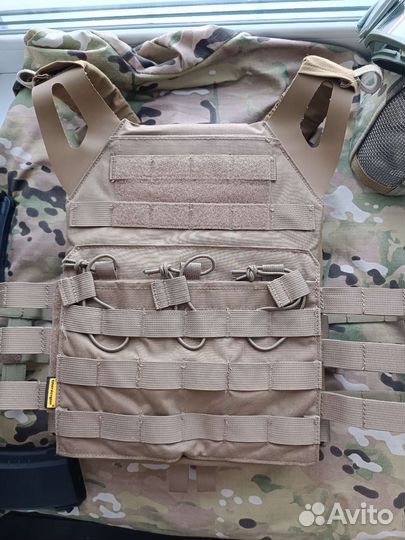 Плитник Emerson JPC (Coyote) +подсумок, напашник