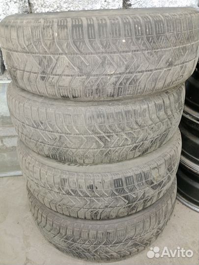 Pirelli Winter 190 R15