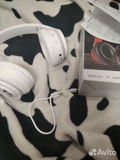 Светящиеся беспроводные наушники