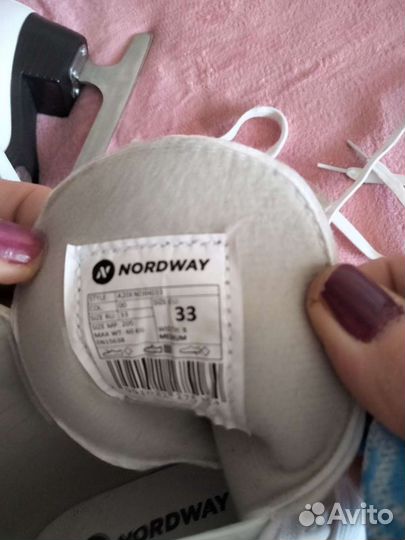 Продам фигурные детские коньки со свежей проф.зато