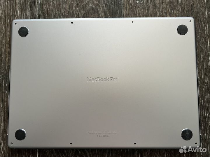 Топ Apple MacBook Pro 2021 M1 Pro 16 gb 512