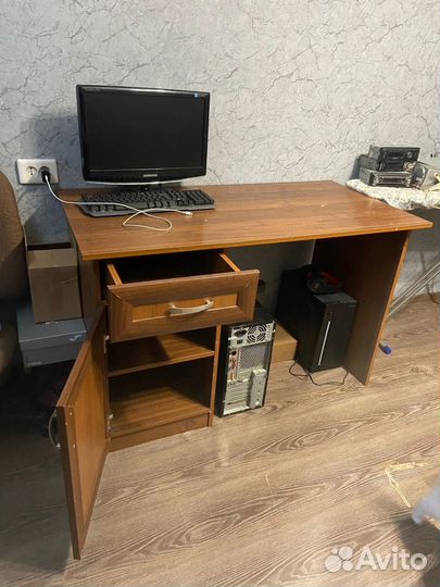 Компьютерный стол бу