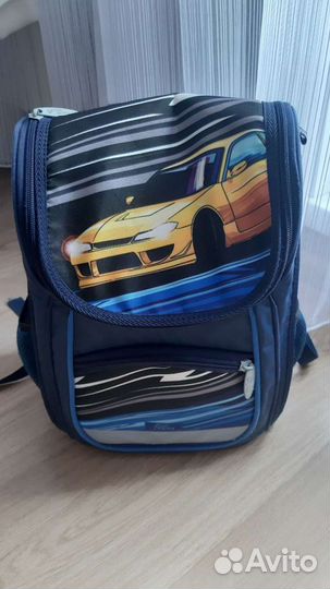 Школьный рюкзак