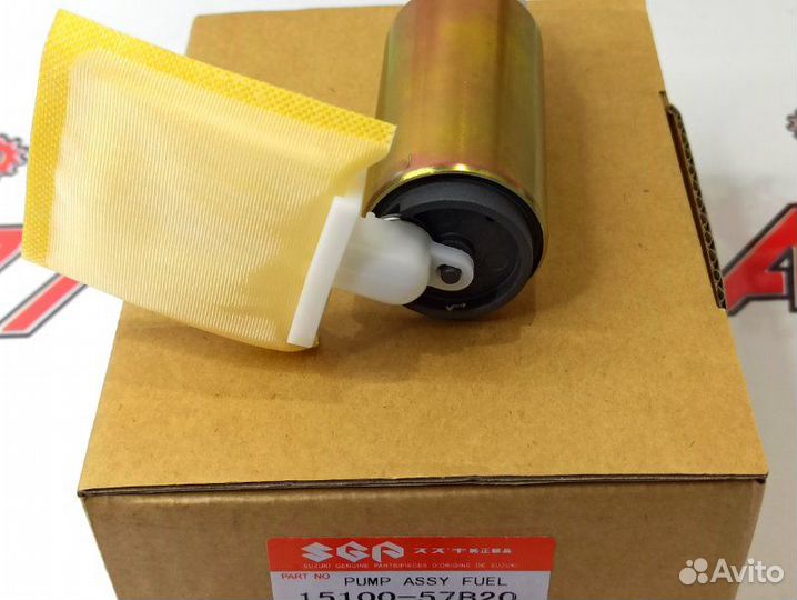 Топливный насос Suzuki G16A Denso 1510057B20