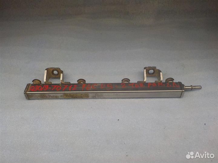 Рейка топливная (рампа) Ford Focus II 2005-2011