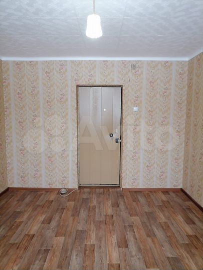 Комната 14 м² в 1-к., 2/5 эт.