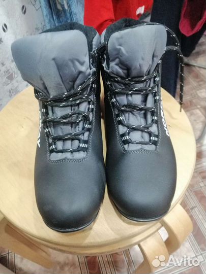 Лыжные ботинки 40 размер