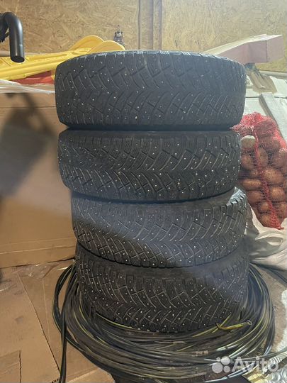 Blacklion BC86 Voracio H/T 2.25/10.5 R17