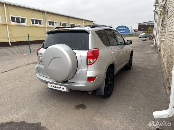 Toyota RAV4 2.0 AT, 2008, 217 000 км