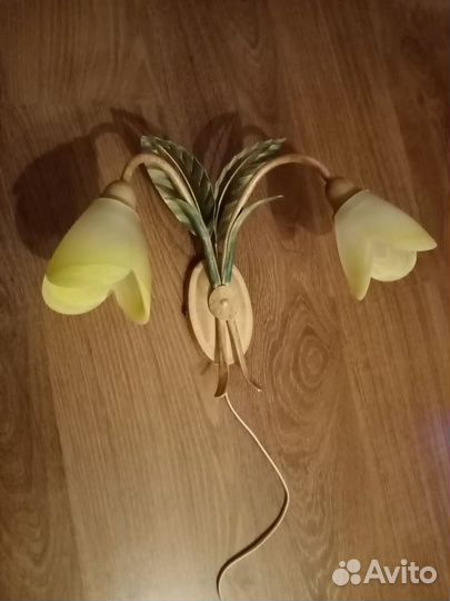 Люстра потолочная и бра