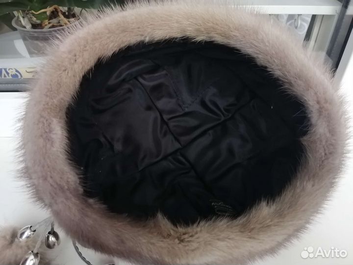 Меховой берет из норки
