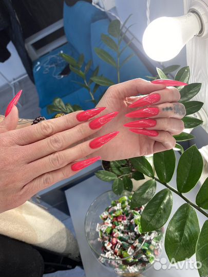 Мастер маникюра педикюра наращивание ногти