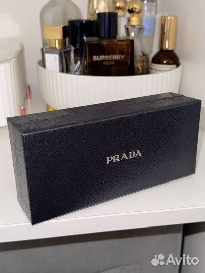 Коробки брендовые prada, guess