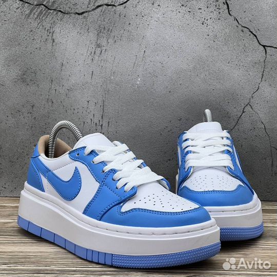 Кроссовки женские Nike Air Jordan 1 low