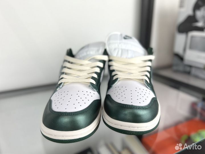 Кроссовки Nike Dunk Low 