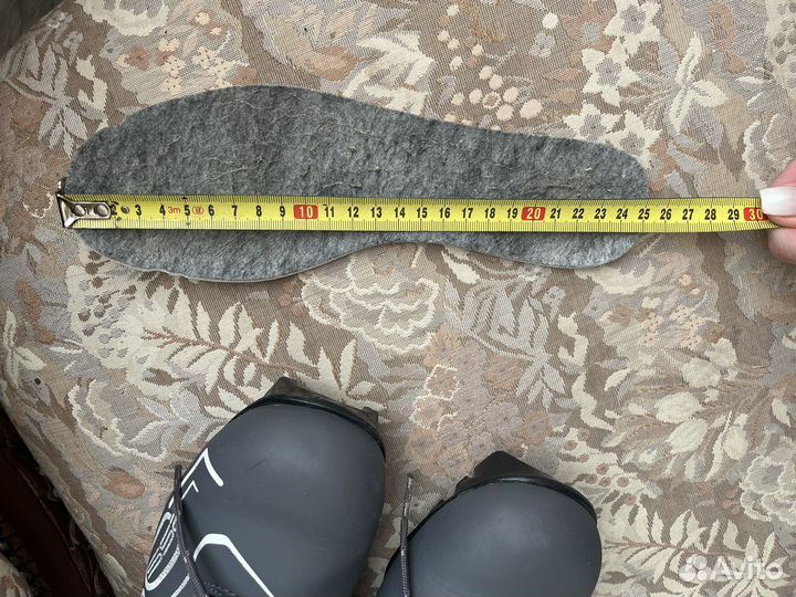 Лыжные ботинки на р.37-38