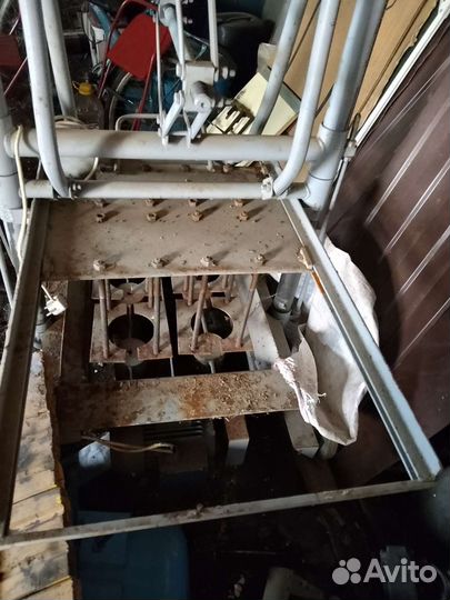 Станок для изготовления керамзитоблоков