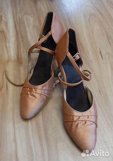 Продам бальные туфли стандарт