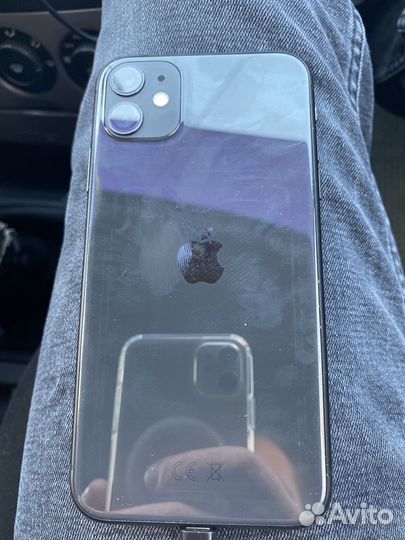iPhone 11, 64 ГБ