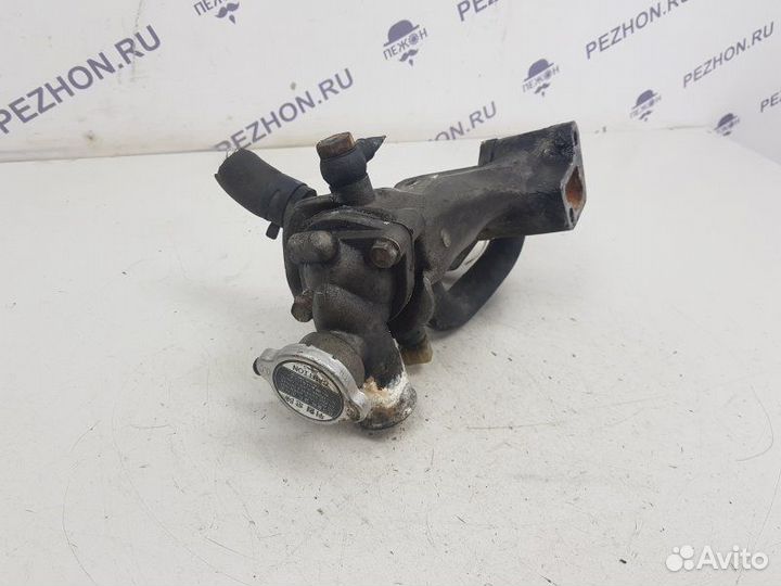 Корпус термостата Hyundai Terracan