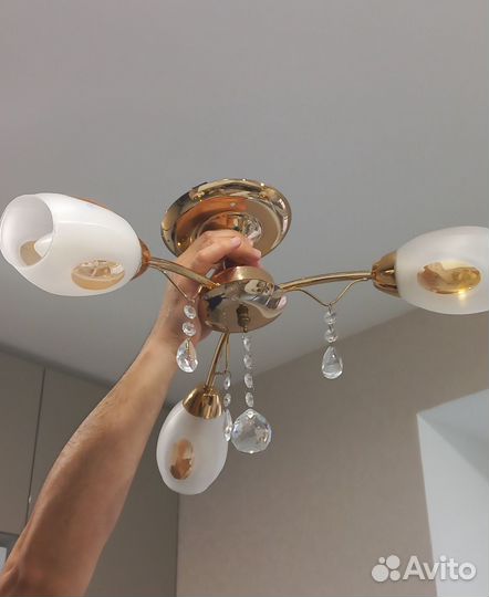 Люстра потолочная бу 3 лампочки
