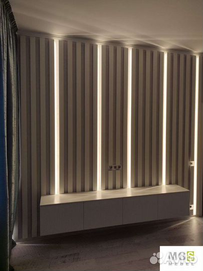 Подвесная TV тумба + реечный декор