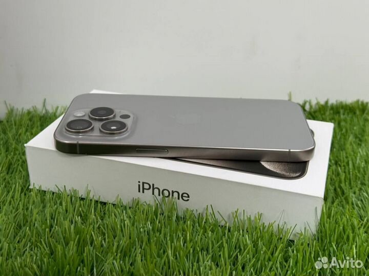 iPhone 15 Pro, 256 ГБ