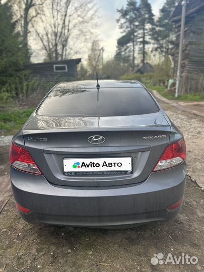 Hyundai Solaris 1.4 МТ, 2011, 240 000 км
