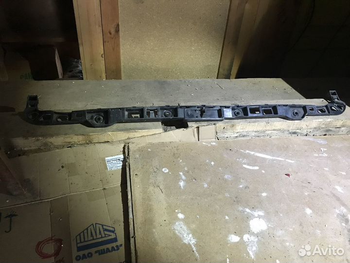 Крепление заднее VW Golf 6 1.4 tsi caxa