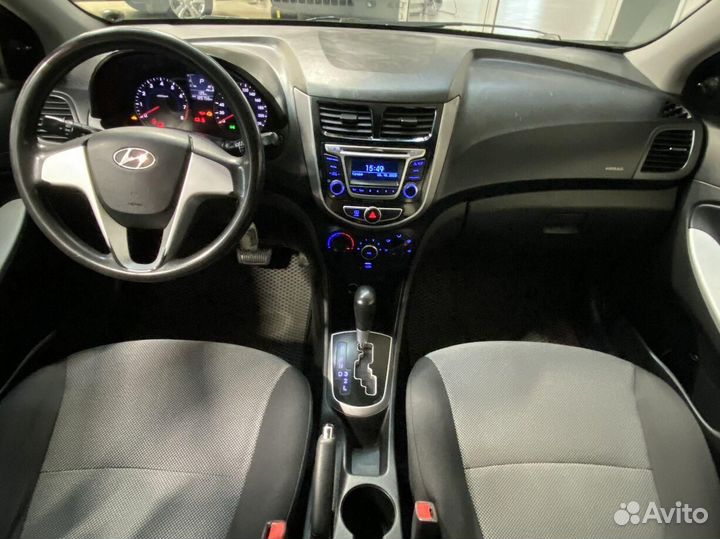 Hyundai Solaris 1.4 AT, 2011, 189 000 км