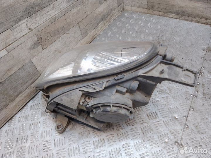 Фара ксеноновая Mercedes-Benz R-350 W251 V251 M272