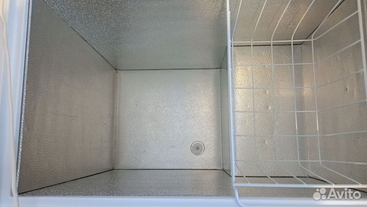 Холодильный шкаф Бирюса