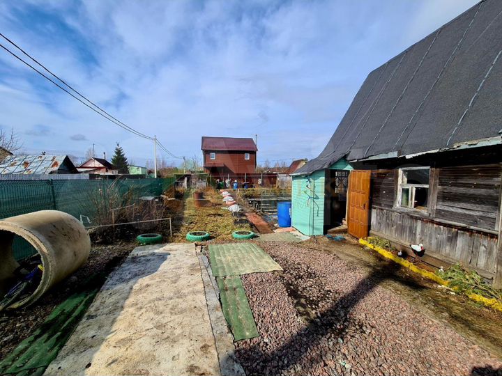 Дача 17 м² на участке 6 сот.