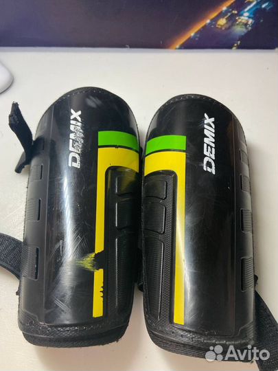 Футбольная защита demix
