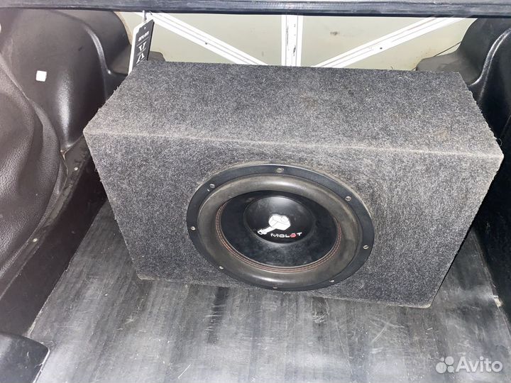 Сабвуфер molot
