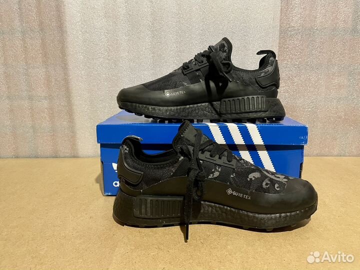 Кроссовки adidas NMD R1 Gore-Tex оригинал