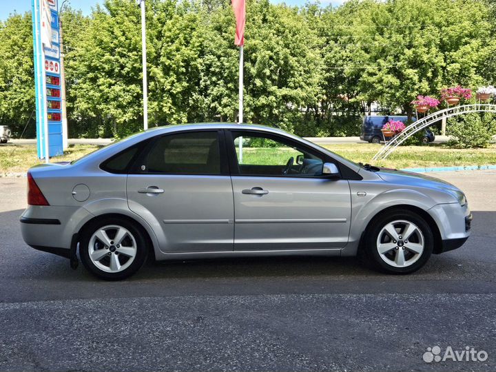 Ford Focus 1.6 МТ, 2006, 207 000 км