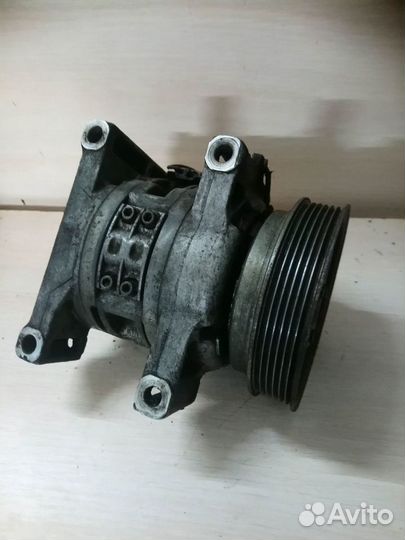 Компрессор системы кондиционирования Nissan Cube