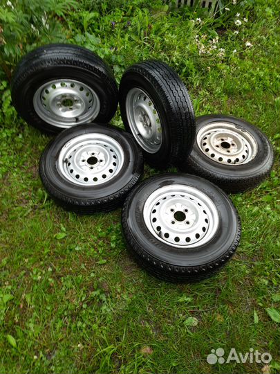R13 Bridgestone V600 165/65, PCD 4x100 DIA 60.1