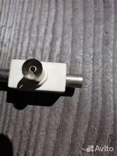 Разветвитель антенный