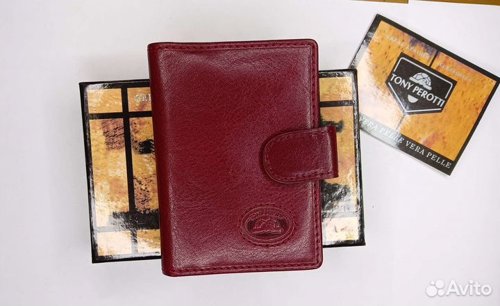 Новая визитница Tony Perotti Италия