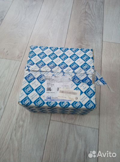 Помпа на рено премиум новая