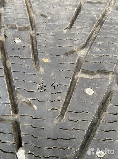 Nokian Tyres Hakkapeliitta 7 275/50 R20