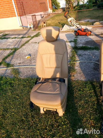 Сиденье 2-3 рада в комплекте торг