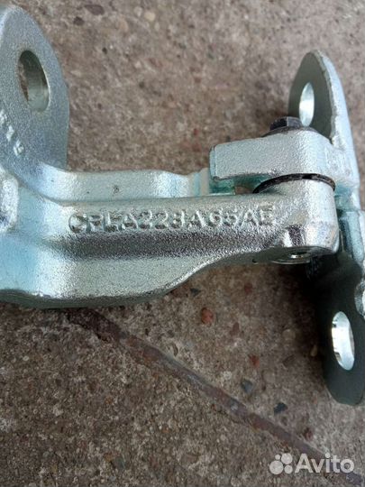 Land Rover Range Rover 405 левая петля двери