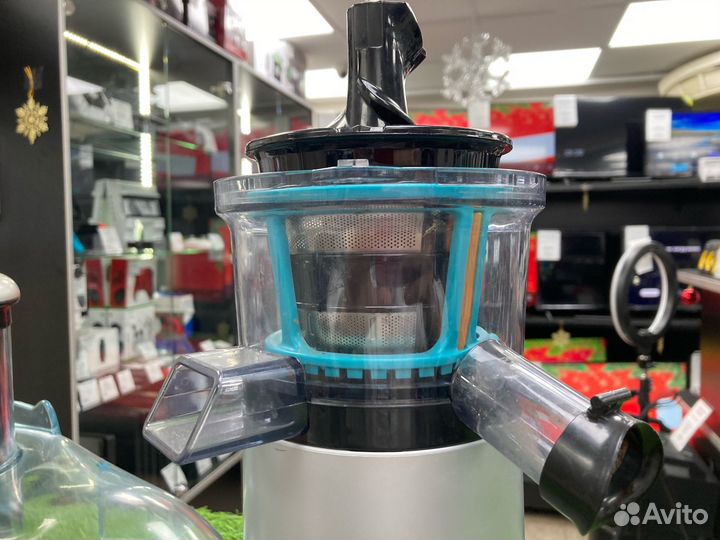 Соковыжималка Scarlett SC-JE50S40