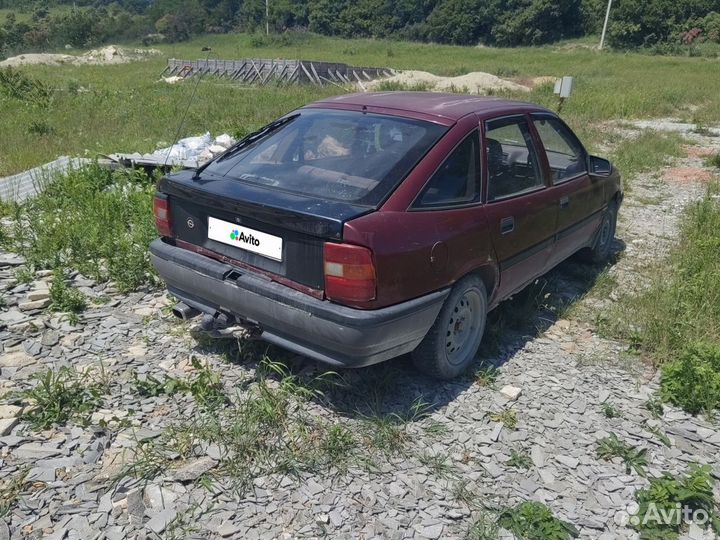Opel Vectra 1.8 AT, 1991, 271 500 км