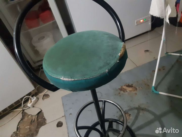 Перетяжка мягкой мебели на дому