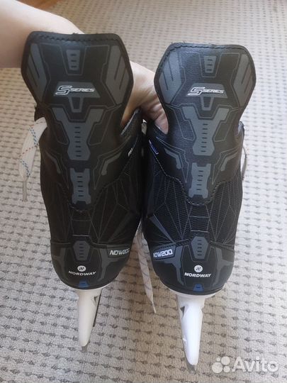 Хоккейные коньки детские